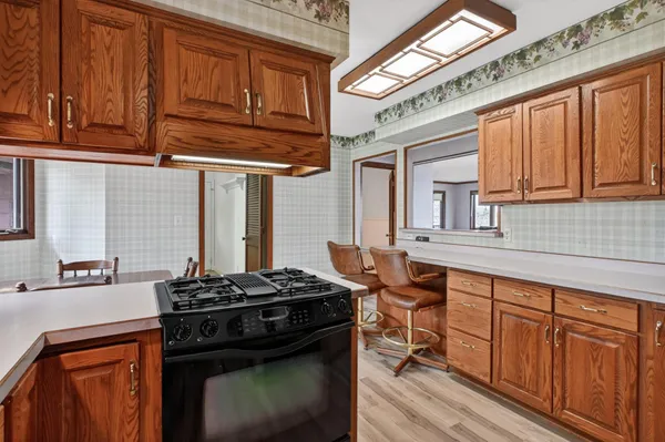 $599,900 | 881 West Latoka Drive Southwest, Alexandria, MN 56308