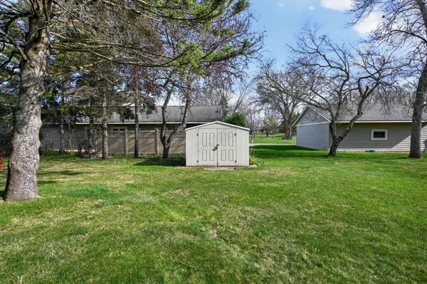 $599,900 | 881 West Latoka Drive Southwest, Alexandria, MN 56308