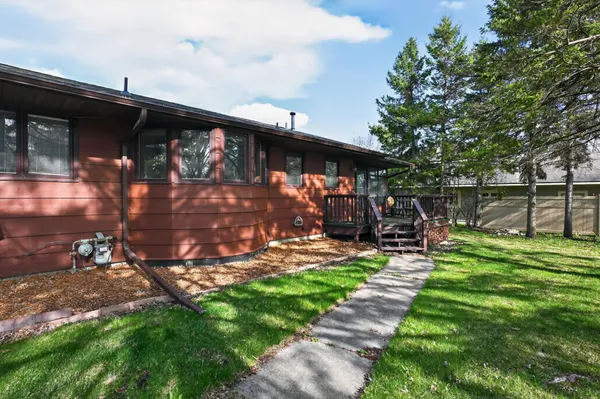 $599,900 | 881 West Latoka Drive Southwest, Alexandria, MN 56308