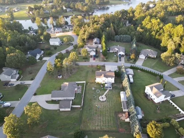 $427,500 | 516 Camrose Court, Inman, SC 29349