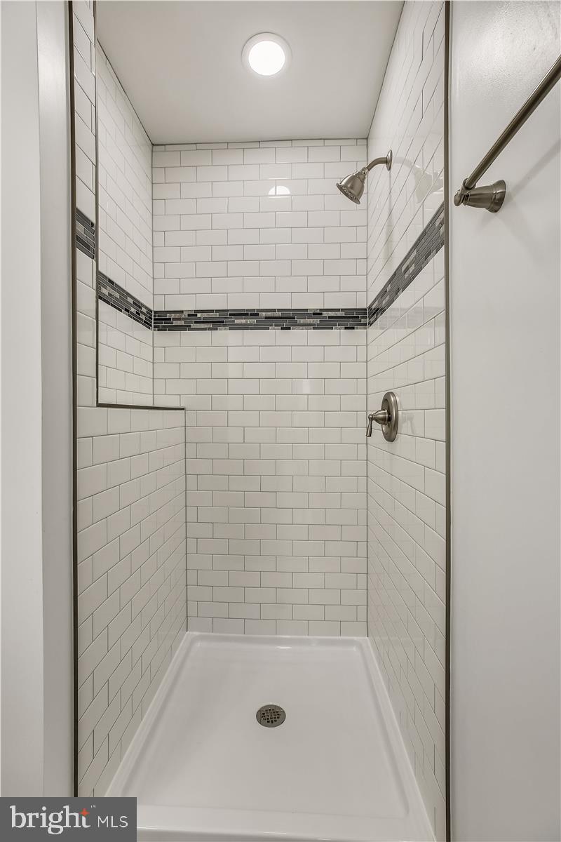 4007 Peppertree Lane Silver Spring, MD 20906 - Photo 7 of 40 Primary FB