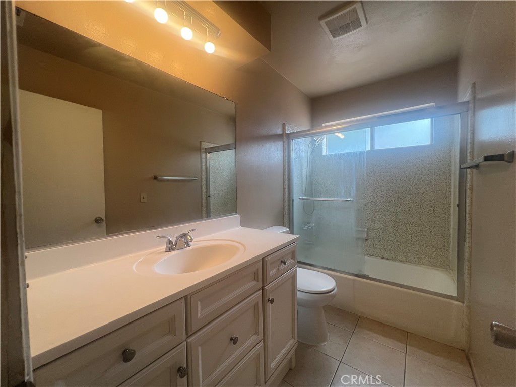 17450 Paula Lane Riverside, CA 92504 - Photo 13 of 22