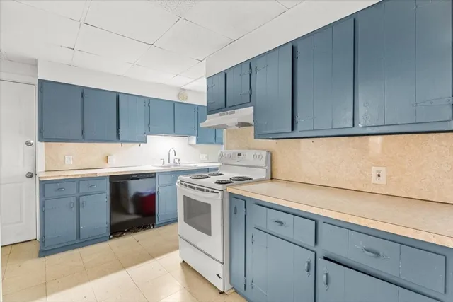 $899,900 | 115 Market Street, Brockton, MA 02301