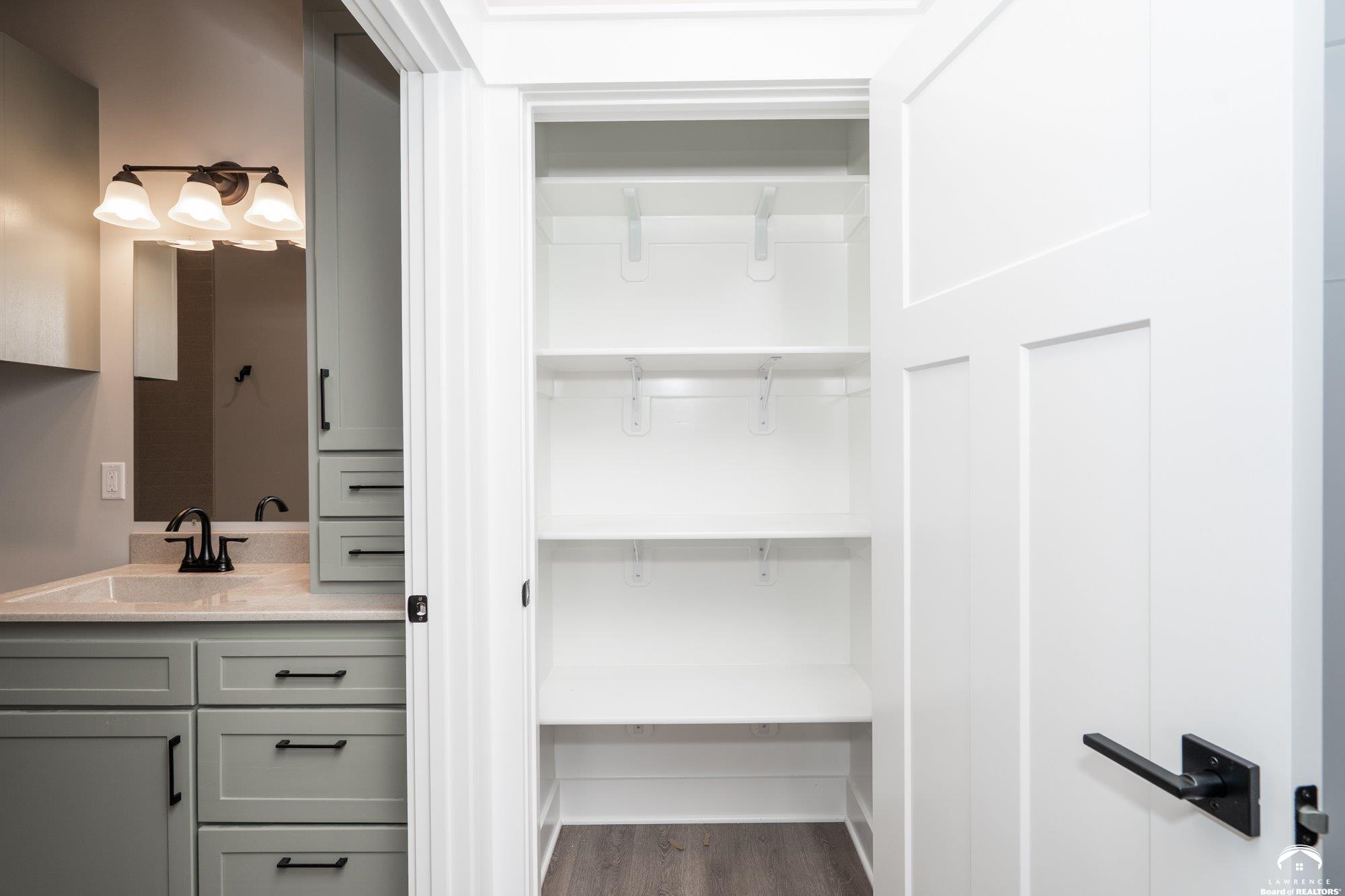 917 Eagle Ridge Drive Baldwin City, KS 66006 - Photo 19 of 38