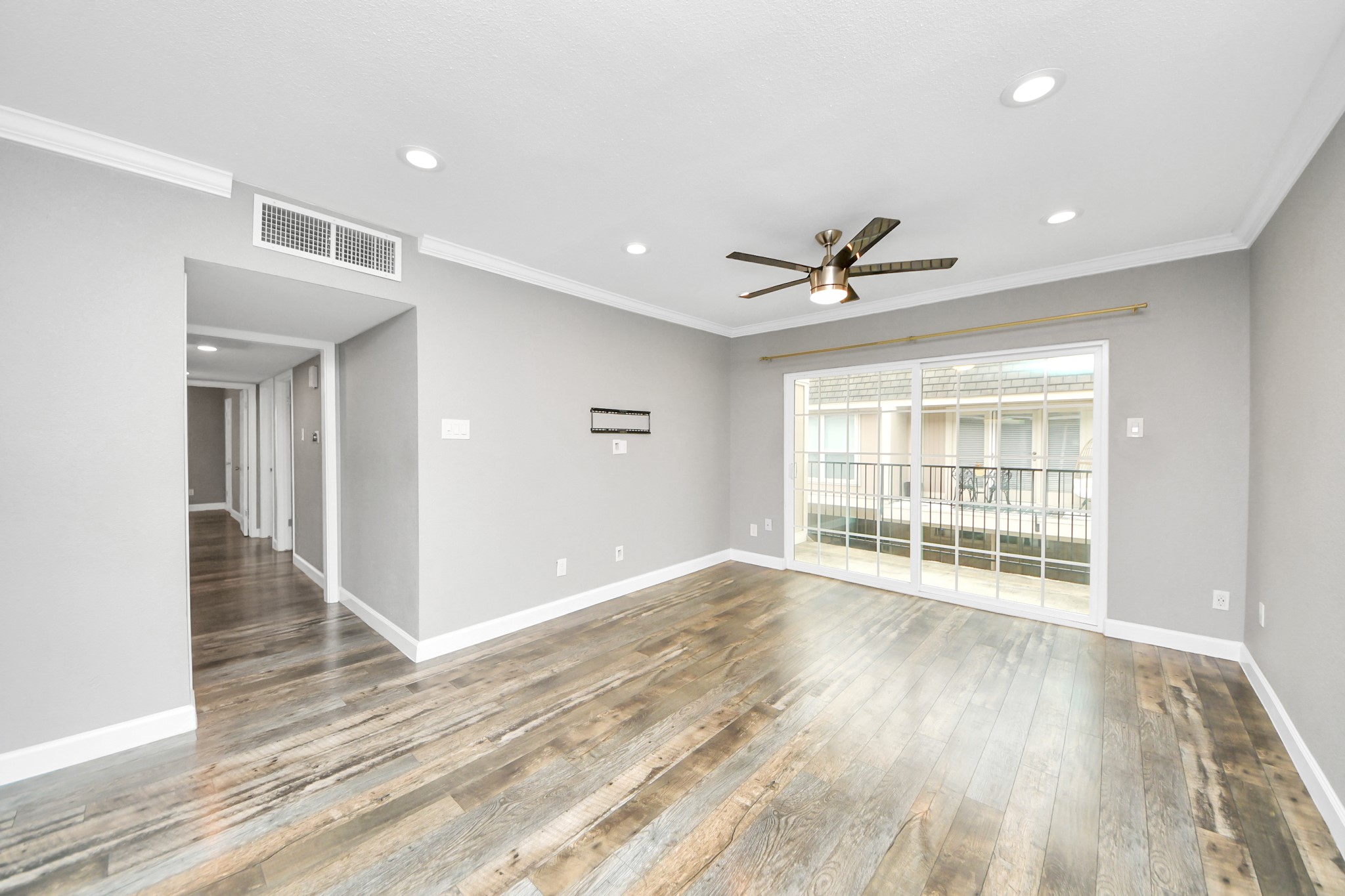 2224 South Piney Point Road, Unit 227 Houston, TX 77063 - Photo 11 of 30