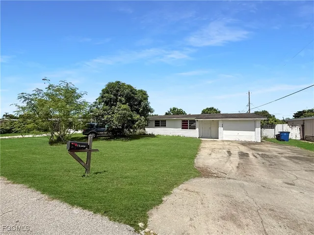 $225,000 | 2189 Barry Drive, Fort Myers, FL 33907