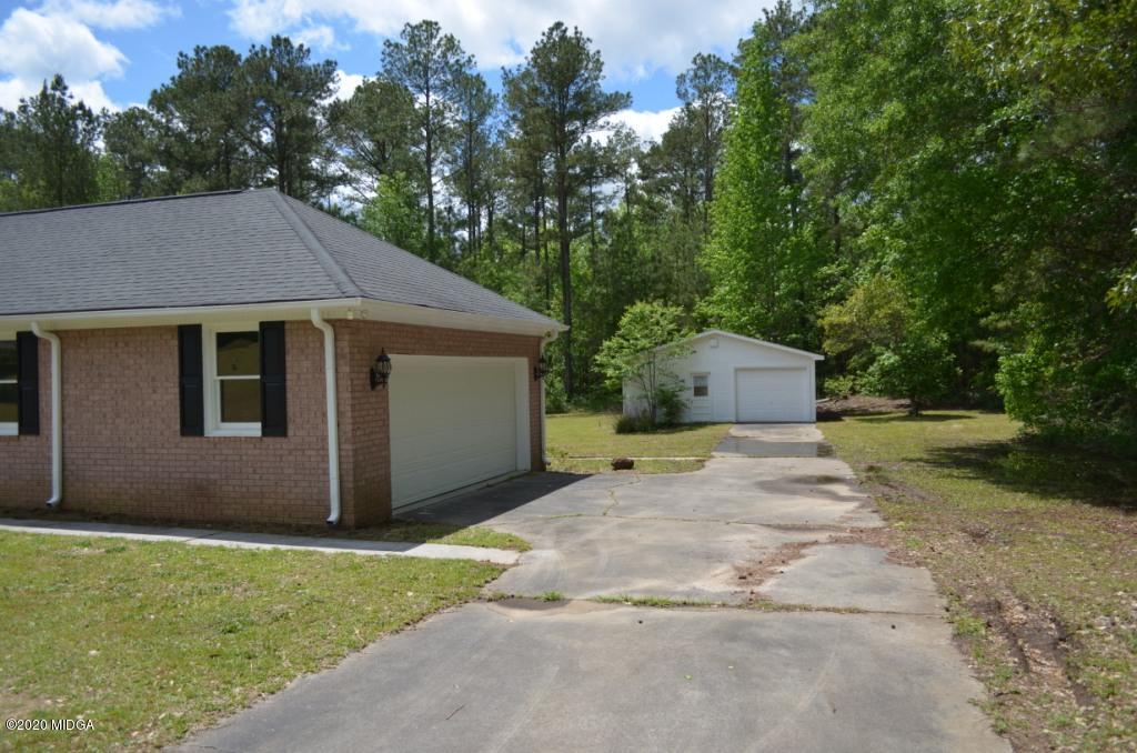 139 Burney Road Gordon, GA 31031 - Photo 4 of 23 4
