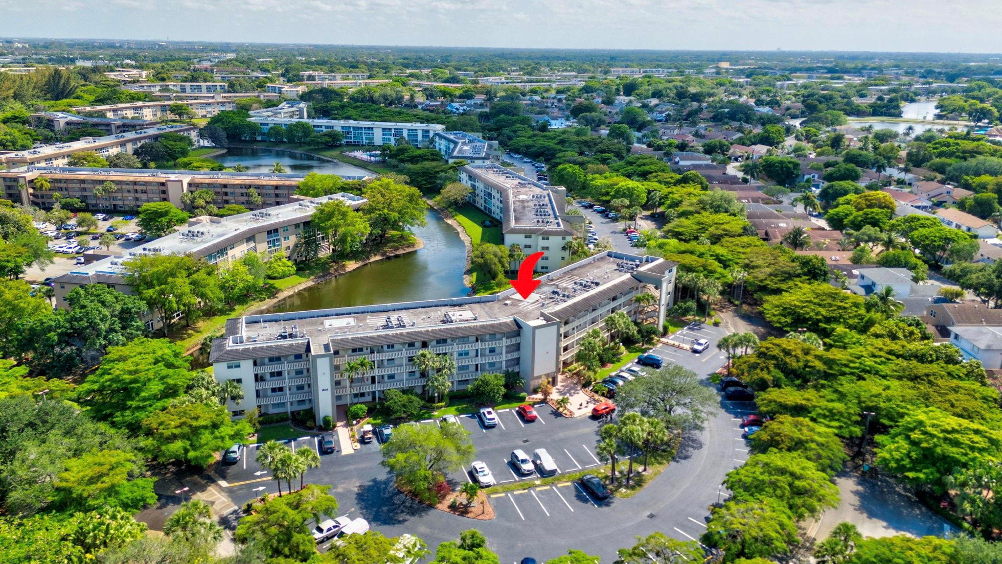 1801 Eleuthera Point, Unit E1 Coconut Creek, FL 33066 - Photo 32 of 50 a view of a city