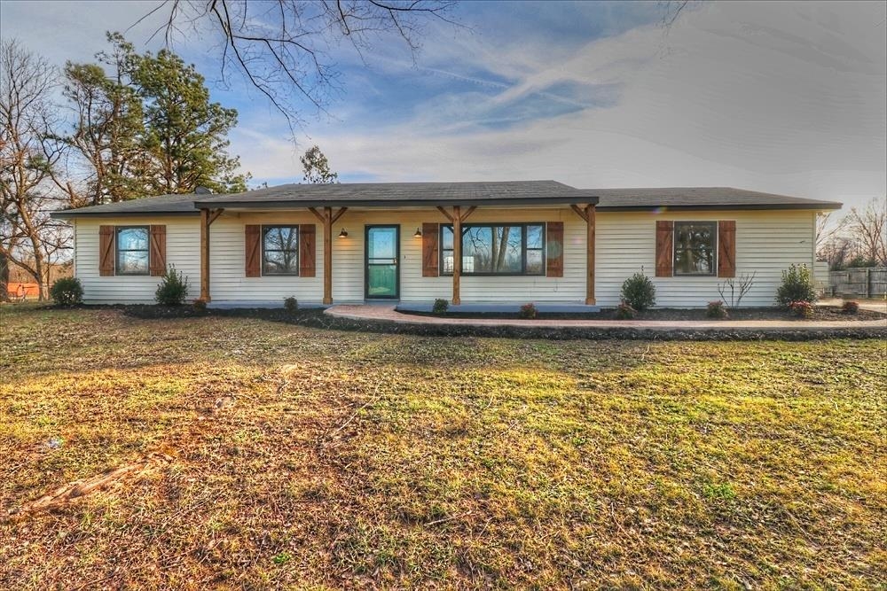 8949 Tracy Road Atoka, TN 38004 - Photo 1 of 25 Gallery Image 1