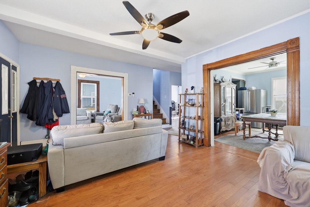 41 Euclid Avenue Springfield, MA 01108 - Photo 11 of 34