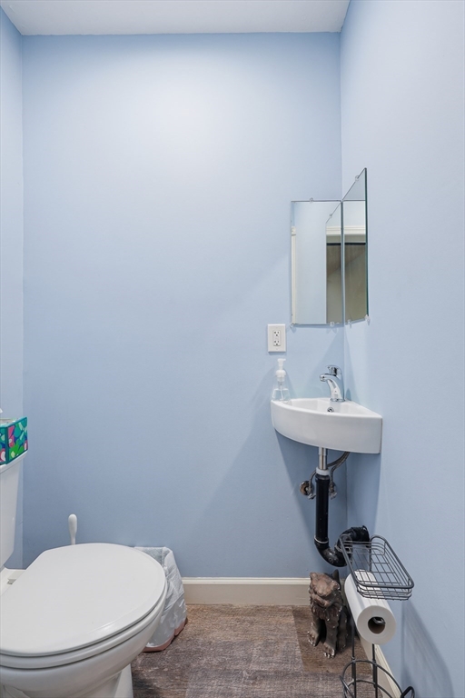 41 Euclid Avenue Springfield, MA 01108 - Photo 18 of 34