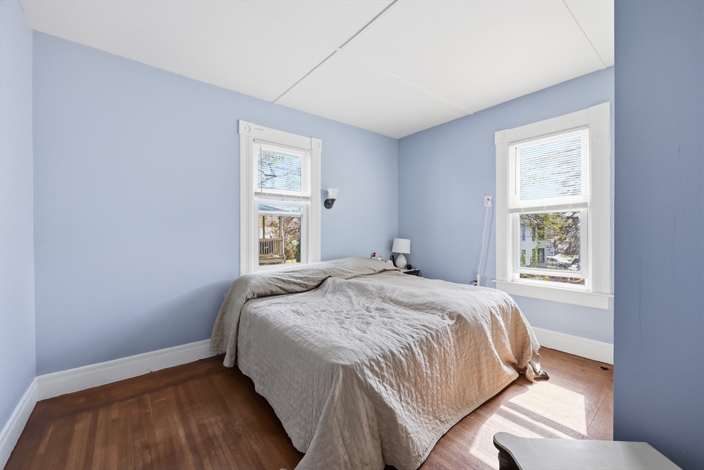 41 Euclid Avenue Springfield, MA 01108 - Photo 22 of 34