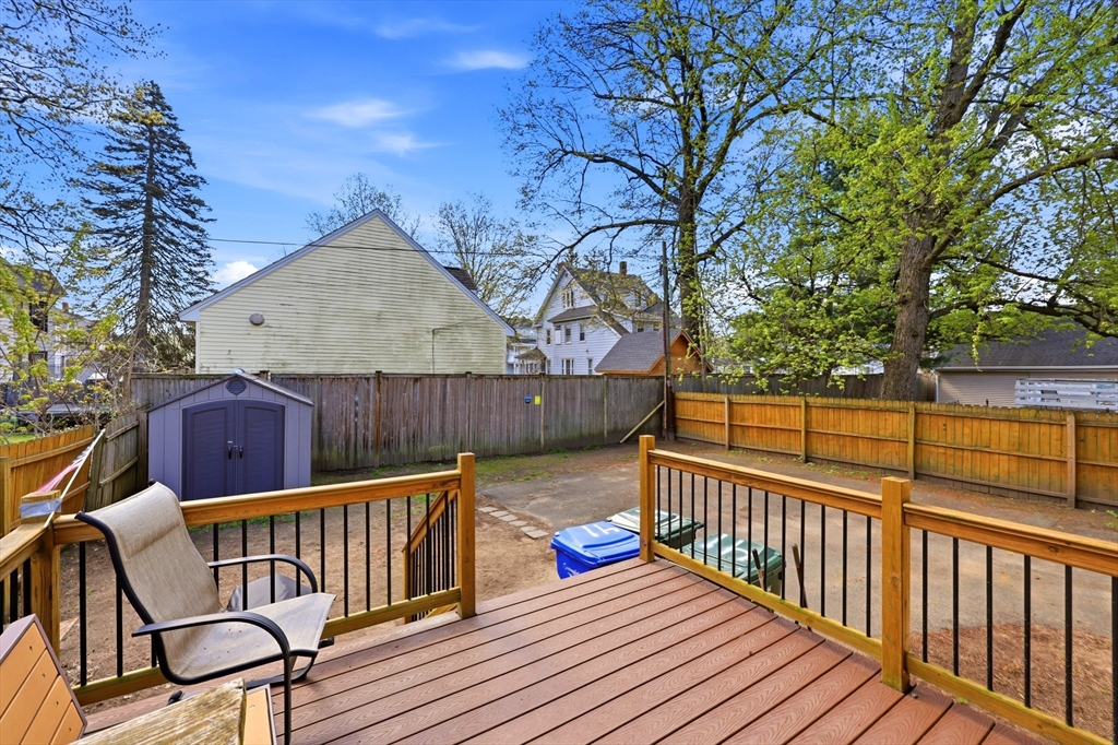 41 Euclid Avenue Springfield, MA 01108 - Photo 30 of 34