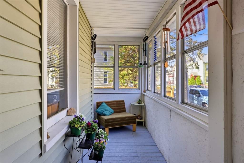 41 Euclid Avenue Springfield, MA 01108 - Photo 5 of 34