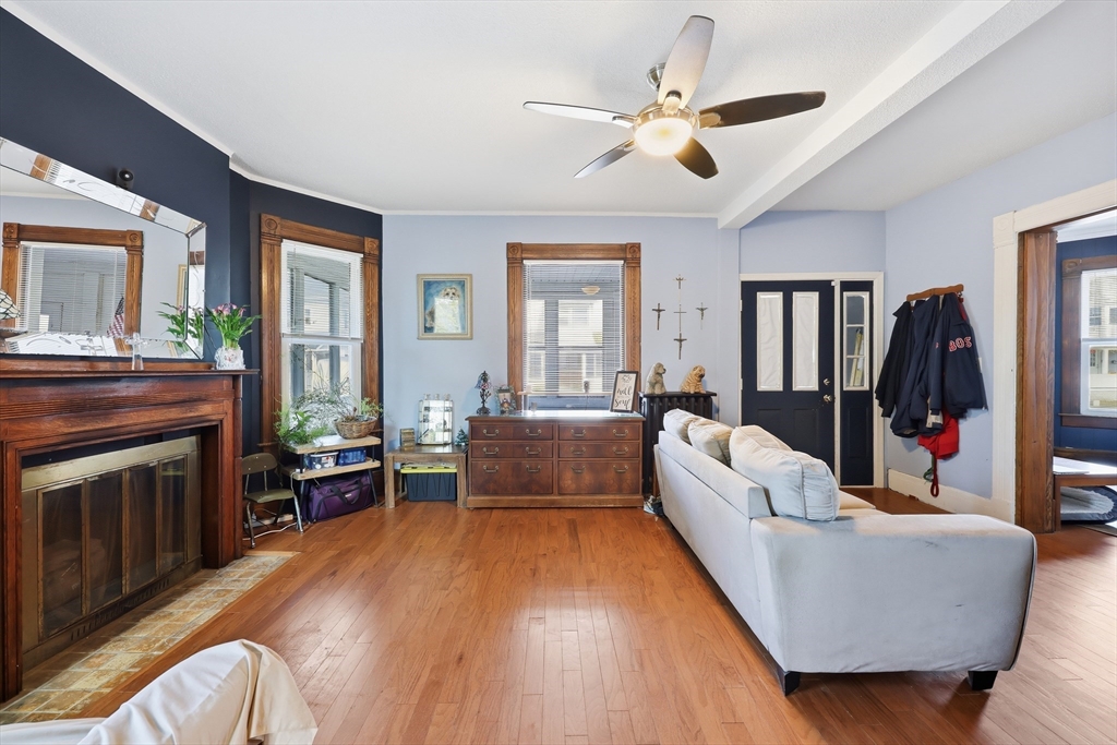 41 Euclid Avenue Springfield, MA 01108 - Photo 10 of 34