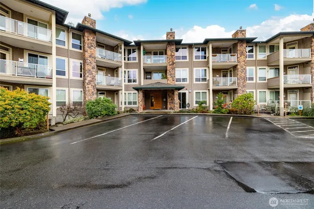 $399,900 | 1419 Digby Place, Unit 207, Mount Vernon, WA 98274