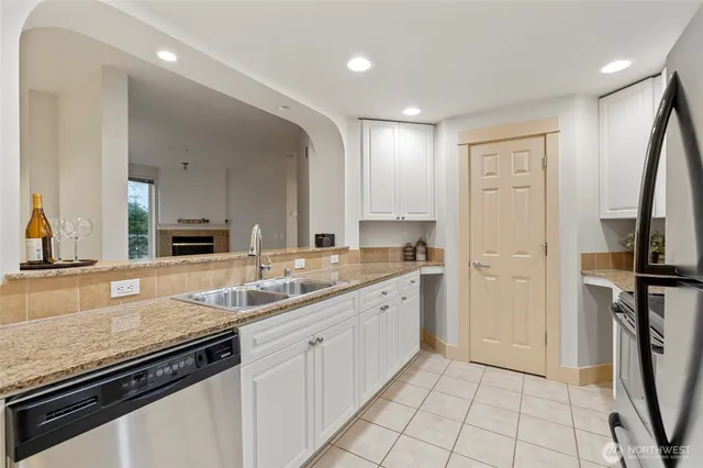 $399,900 | 1419 Digby Place, Unit 207, Mount Vernon, WA 98274