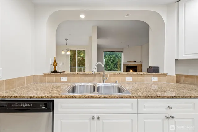 $399,900 | 1419 Digby Place, Unit 207, Mount Vernon, WA 98274