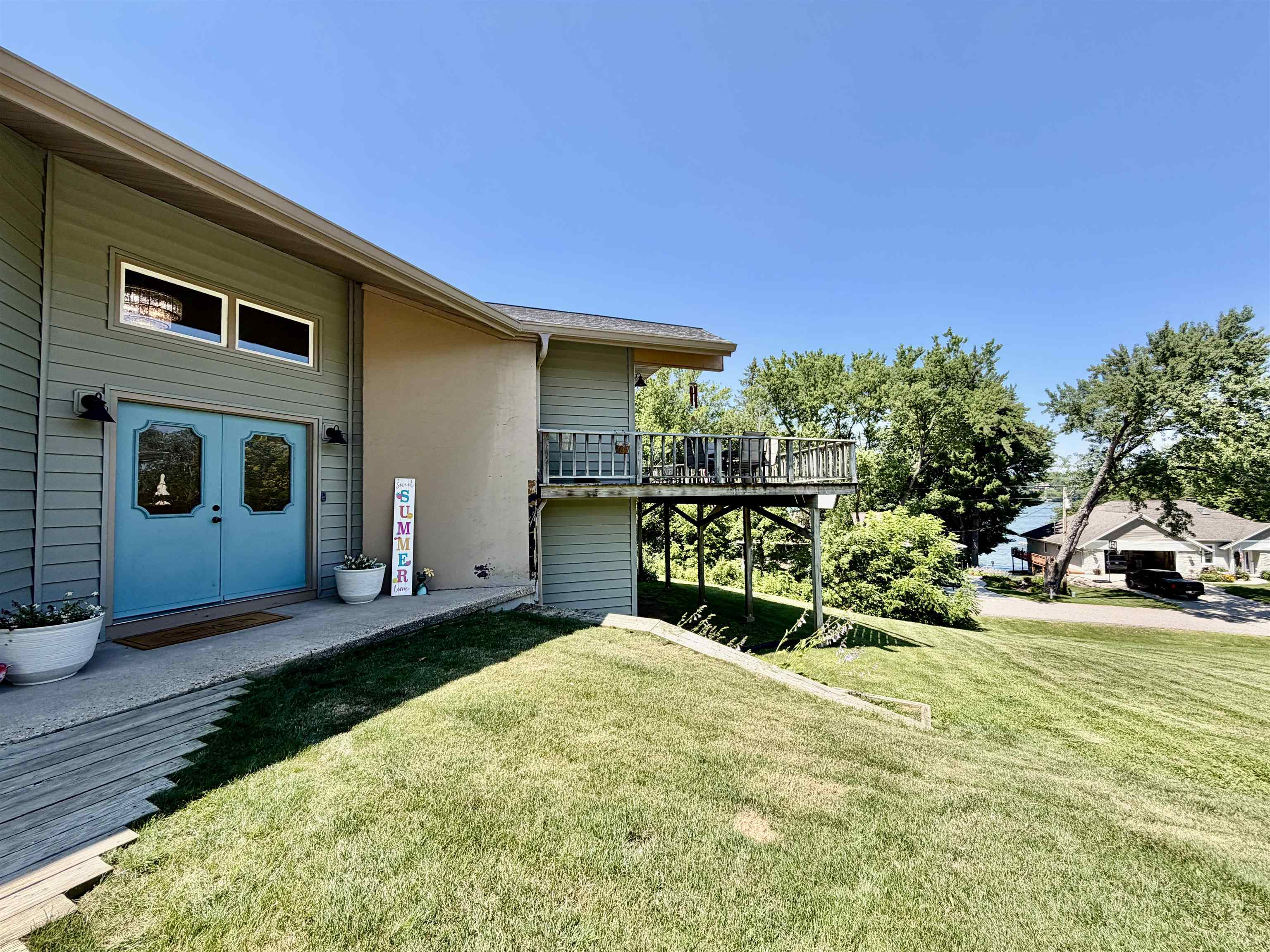 W13344 Klamer Road Lodi, WI 53555 - Photo 2 of 56