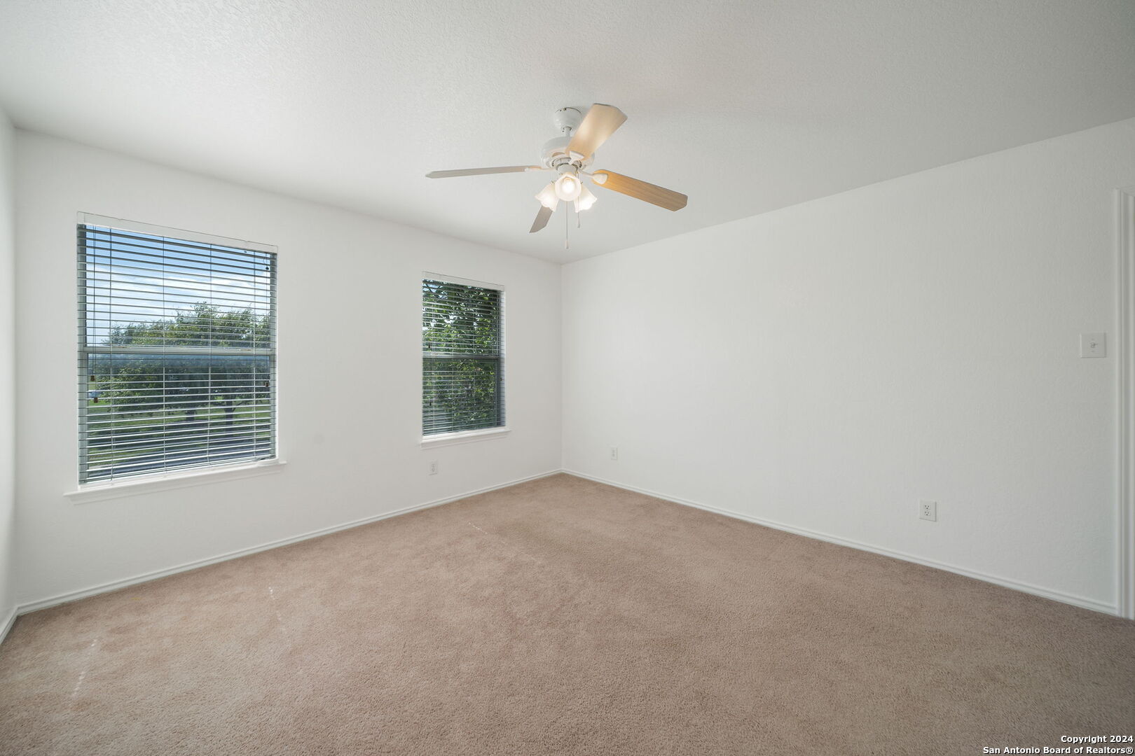7 Kenrock Ridge San Antonio, TX 78254 - Photo 18 of 19