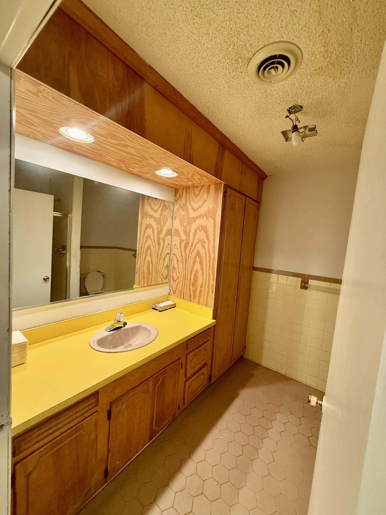 1474 Mandella Road Bonneau, SC 29431 - Photo 11 of 45 IMG_1790