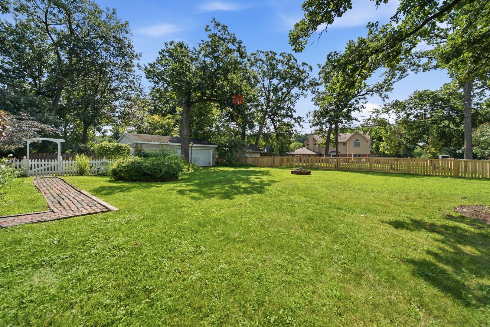 309 Forest Knoll Road Lake Bluff, IL 60044 - Photo 21 of 25 Gallery Image 21