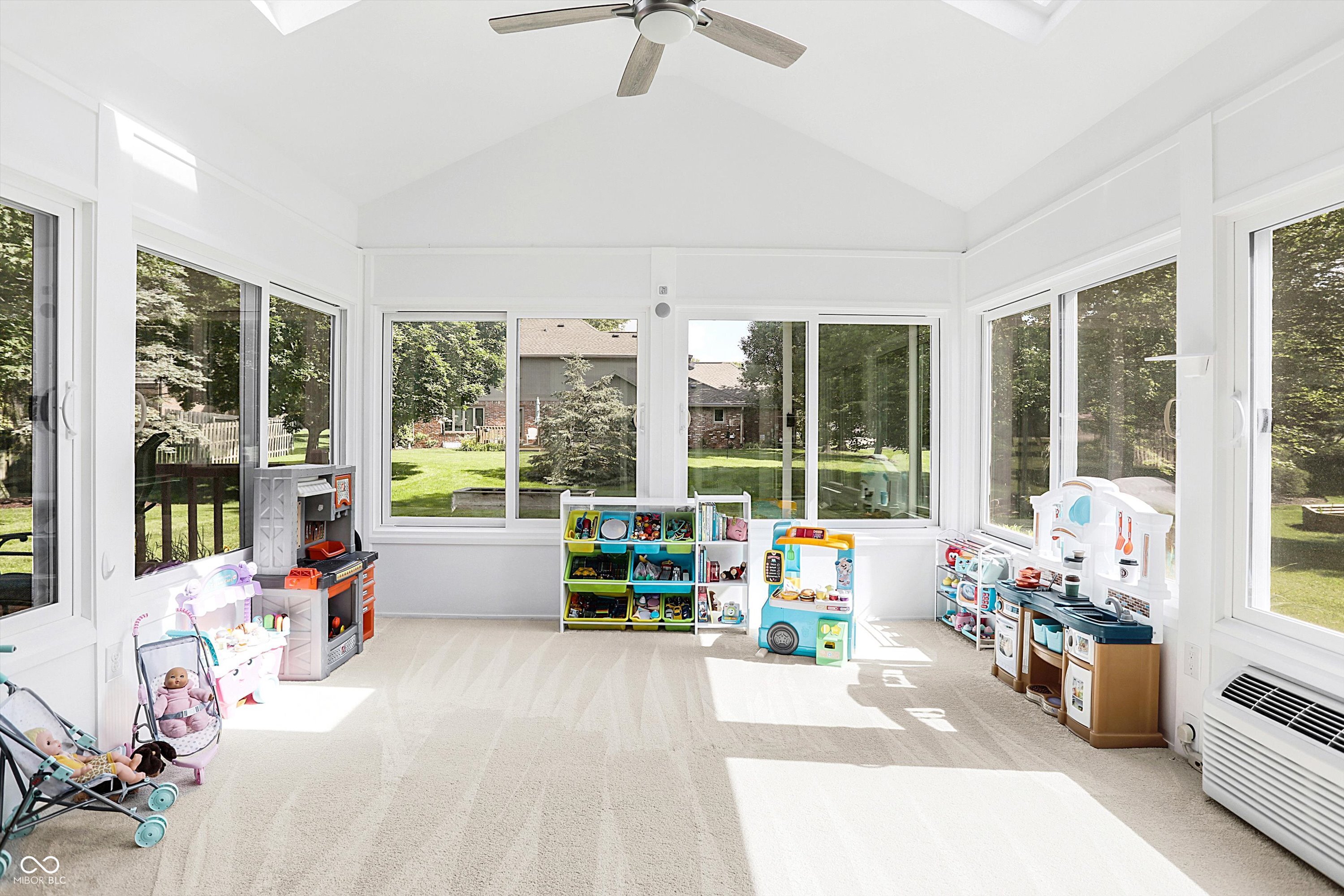 4970 Williams Drive Carmel, IN 46033 - Photo 11 of 38