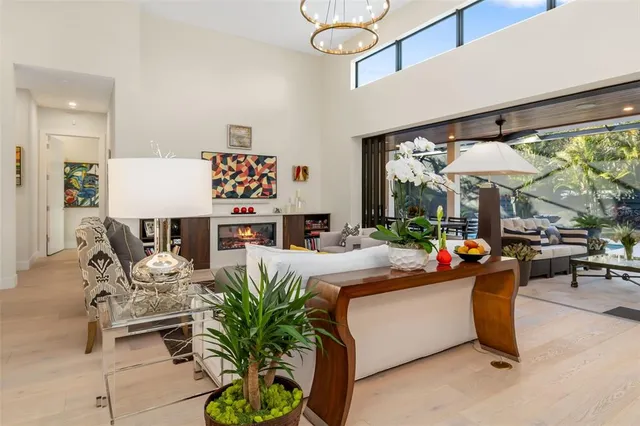 $3,195,000 | 1879 Hibiscus Street, Sarasota, FL 34239