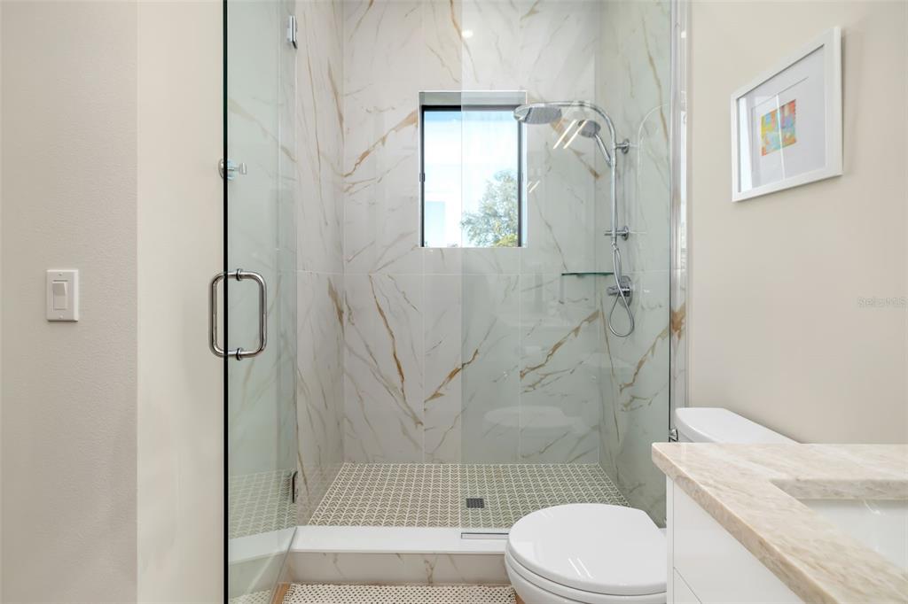 1879 Hibiscus Street Sarasota, FL 34239 - Photo 55 of 84