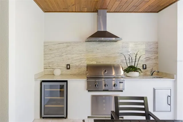 $3,195,000 | 1879 Hibiscus Street, Sarasota, FL 34239