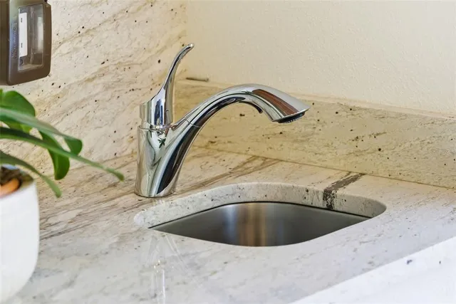 $3,195,000 | 1879 Hibiscus Street, Sarasota, FL 34239