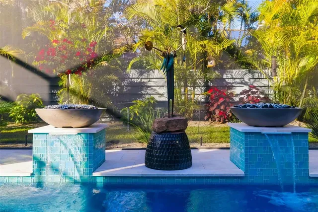 $3,195,000 | 1879 Hibiscus Street, Sarasota, FL 34239