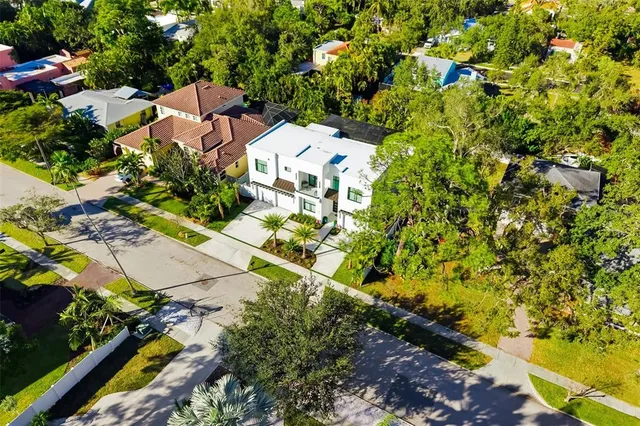 $3,195,000 | 1879 Hibiscus Street, Sarasota, FL 34239