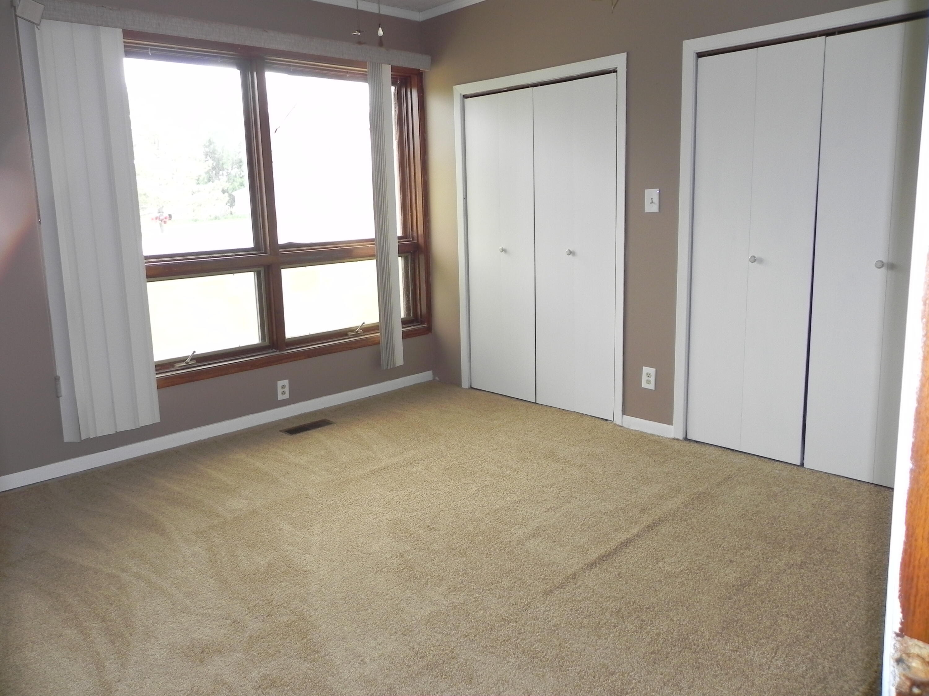 W853 Kiel Road Calumet, WI 53061 - Photo 17 of 28 bedrm 2