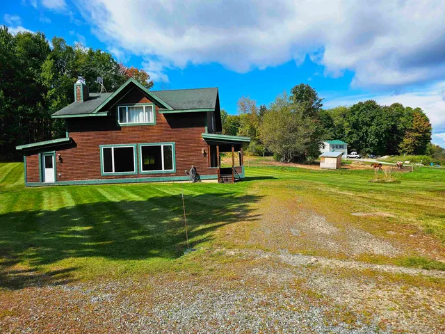 $325,000 | 2610 Highway 105, Derby, VT 05855