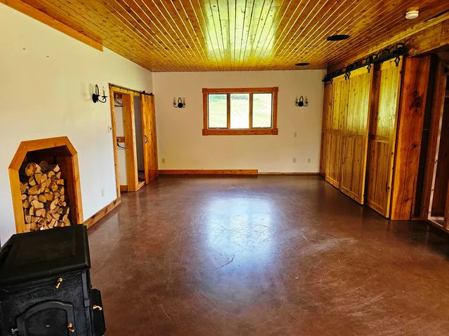 $325,000 | 2610 Highway 105, Derby, VT 05855