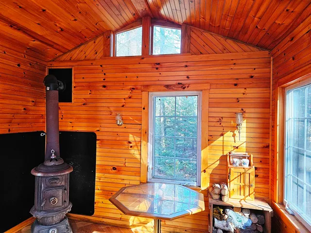 $325,000 | 2610 Highway 105, Derby, VT 05855