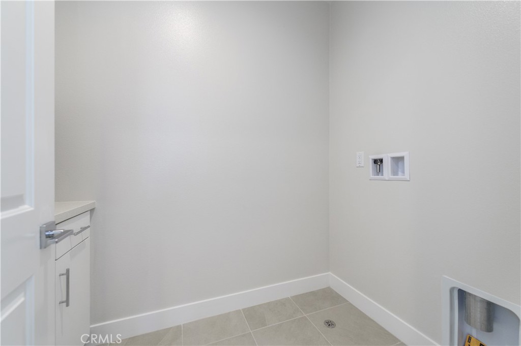 240 Longden Lake Forest, CA 92630 - Photo 22 of 32