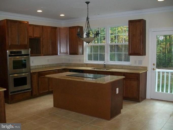 15631 Baden Westwood Road Brandywine, MD 20613 - Photo 4 of 19 Kitchen #2
