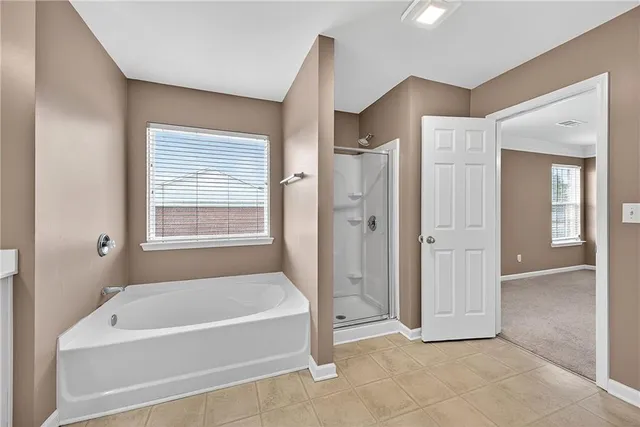 a view of a hallway with closet