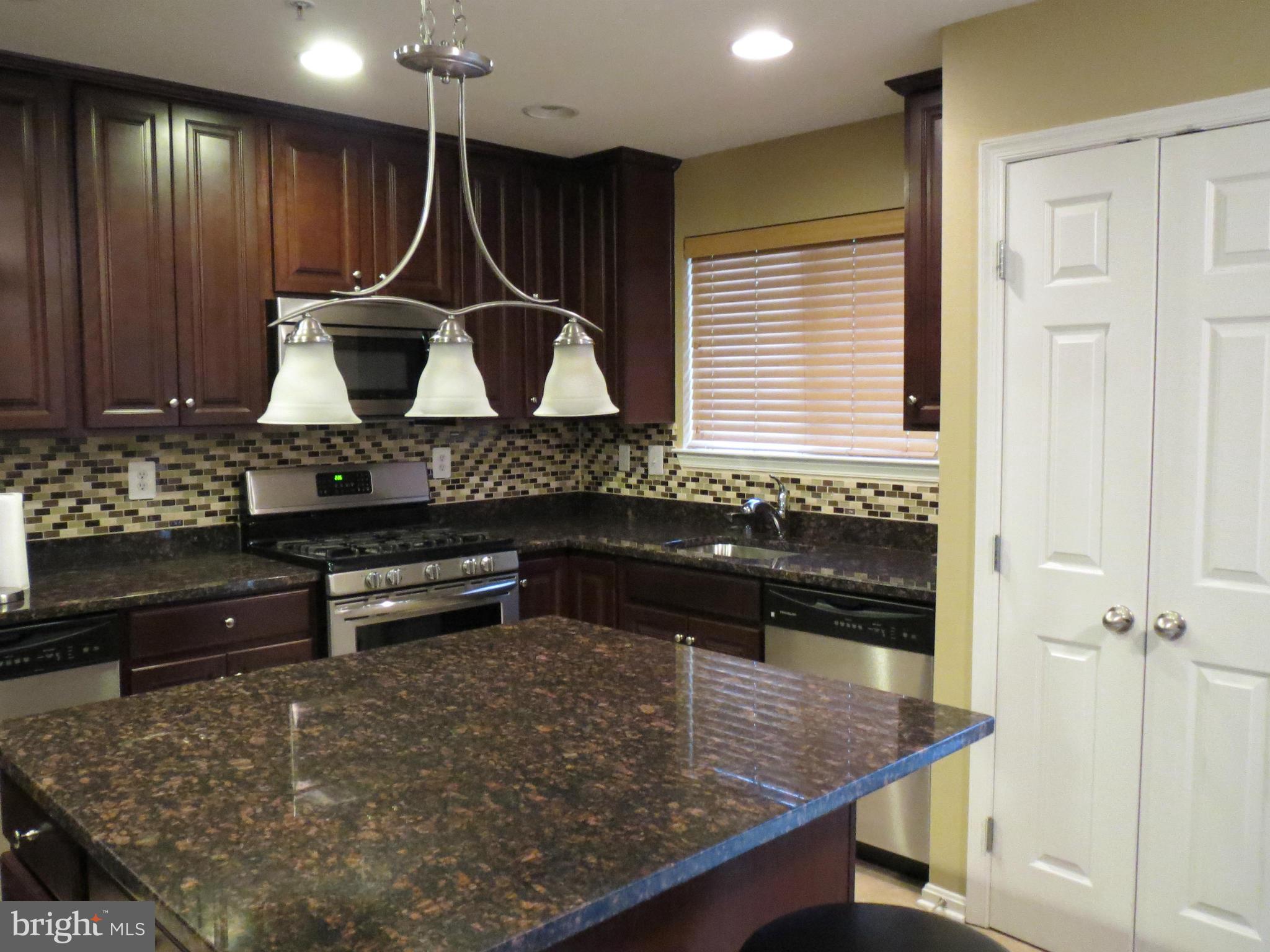 3619 Bancroft Road Baltimore, MD 21215 - Photo 8 of 21 Kitchen