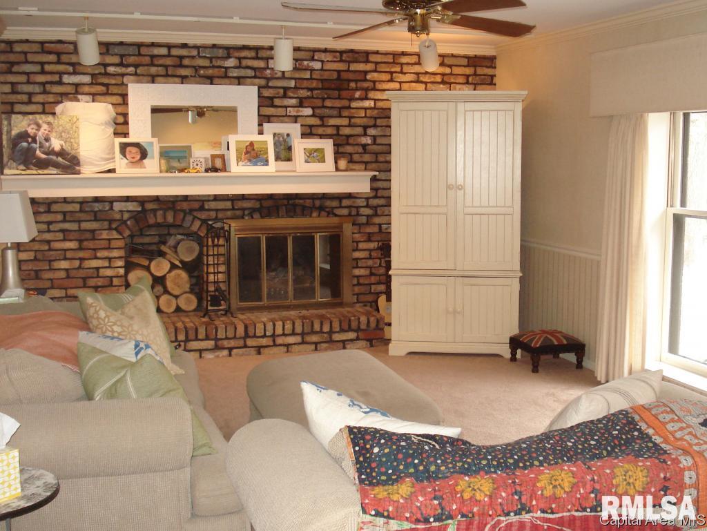 2107 Briarcliff Springfield, IL 62704 - Photo 11 of 16 Gallery Image 11