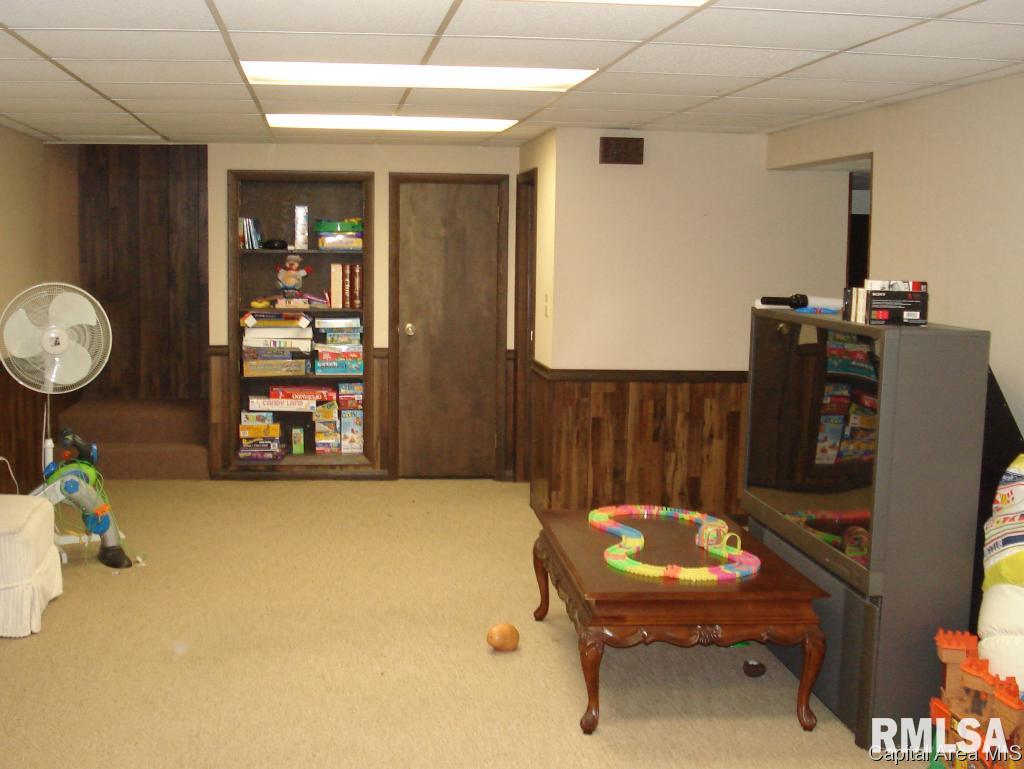 2107 Briarcliff Springfield, IL 62704 - Photo 16 of 16 Gallery Image 16