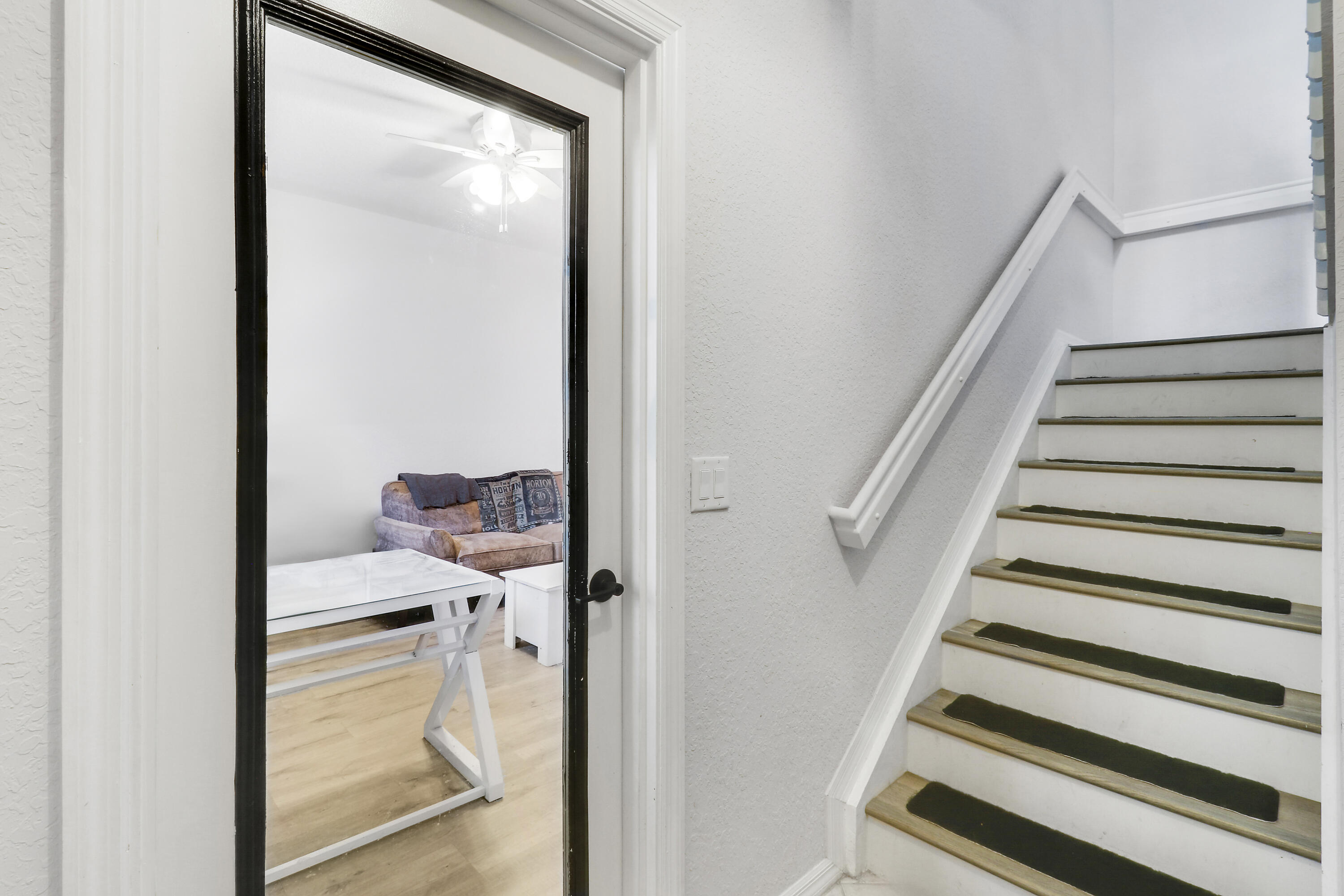 107 Pond Apple Lane, Unit 102 Jupiter, FL 33458 - Photo 3 of 26 Staircase