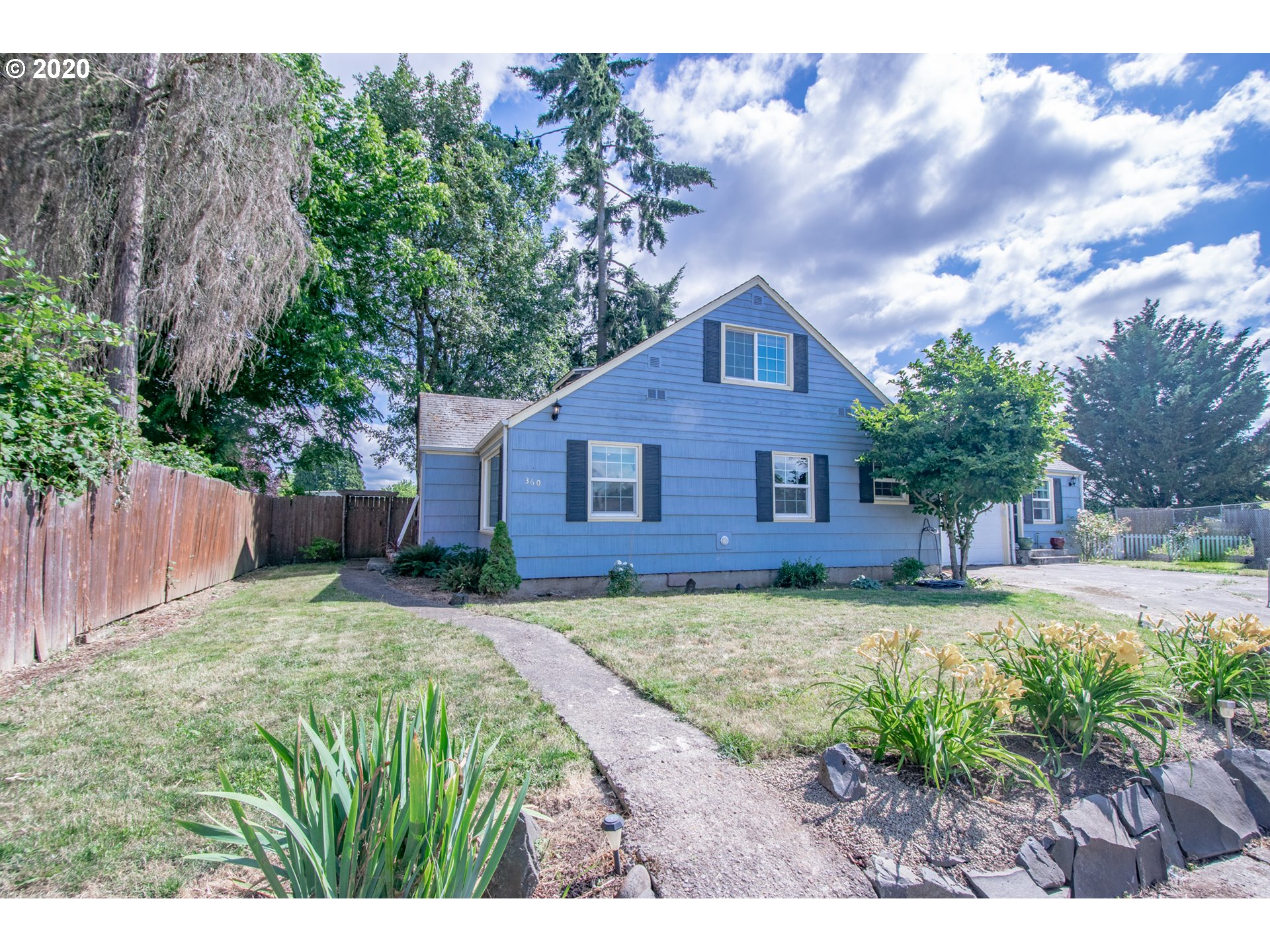 360 North Bertelsen Road Eugene, OR 97402 - Photo 2 of 30 Gallery Image 2