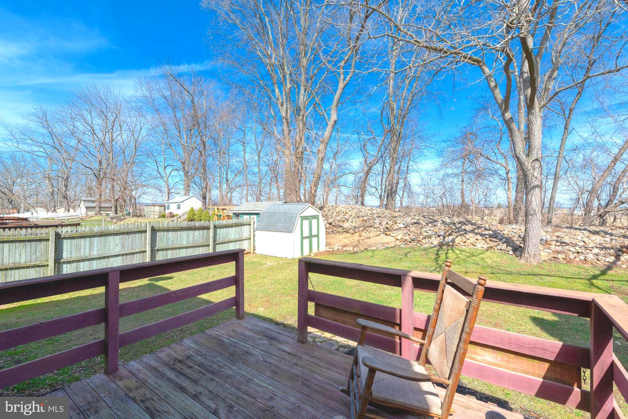 239 North View Road Fleetwood, PA 19522 - Photo 22 of 25 Deck