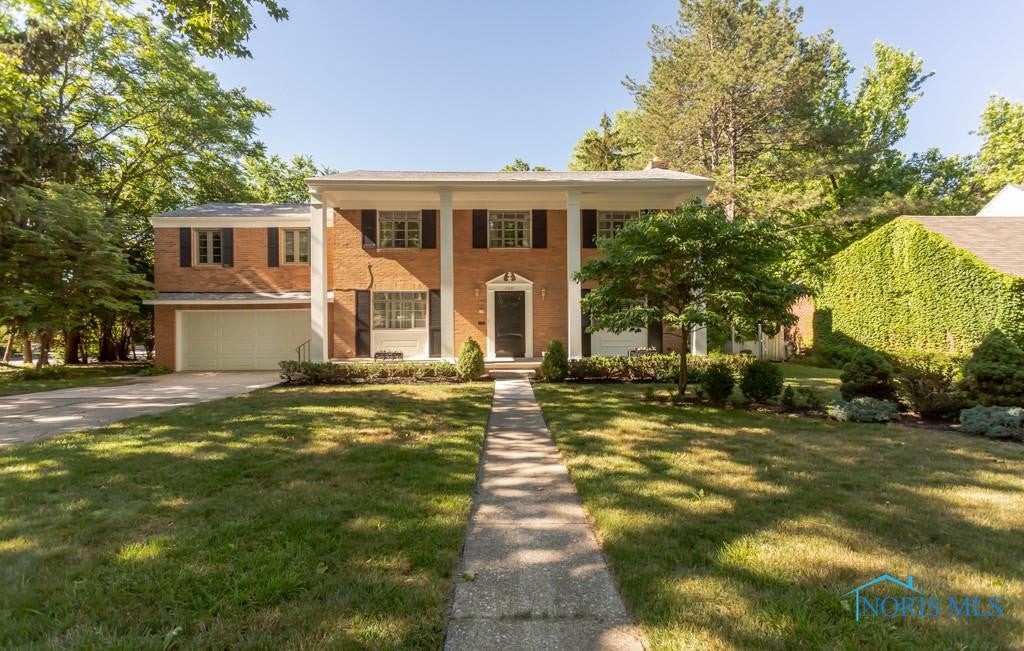 2001 Orchard Road Toledo, OH 43606 - Photo 1 of 46 Gallery Image 1