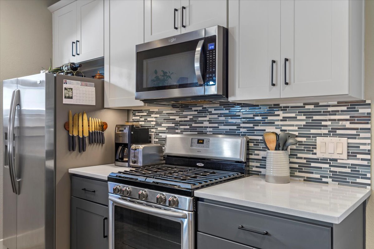 3014 Neal Street Austin, TX 78702 - Photo 11 of 33