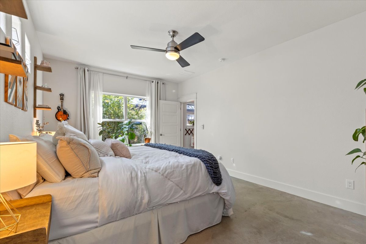 3014 Neal Street Austin, TX 78702 - Photo 15 of 33