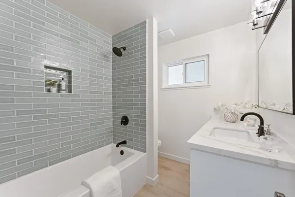 $2,380,000 | 628 Calle Del Oro, Santa Barbara, CA 93109